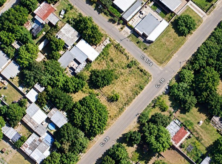 Terreno · 300m²