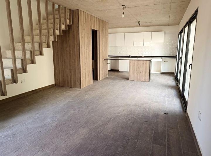 Casa · 80m² · 3 Ambientes · 1 Cochera