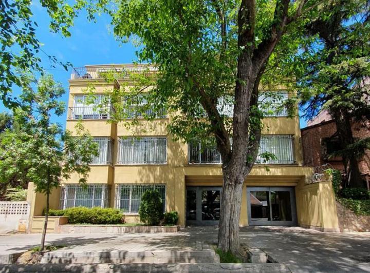 Departamento · 100m² · 4 Ambientes · 1 Cochera