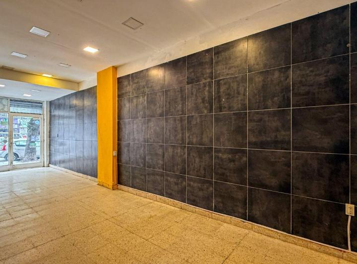 Local comercial · 90m²