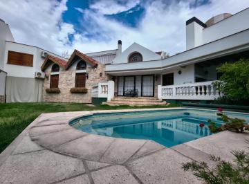 Casa · 435m² · 9 Ambientes · 2 Cocheras · Casa en Venta Alto Dorrego con Tour Virtual