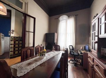 Casa · 148m² · 4 Ambientes · Casa de 4 Ambientes - Lote Propio en Floresta a 150 m Av Rivadavia