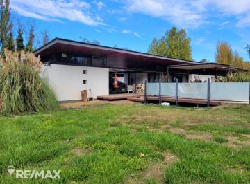 Casa · 370m² · 7 Ambientes · 2 Cocheras · Casa Amoblada en Alquiler | Cuatro Dorm., Pa