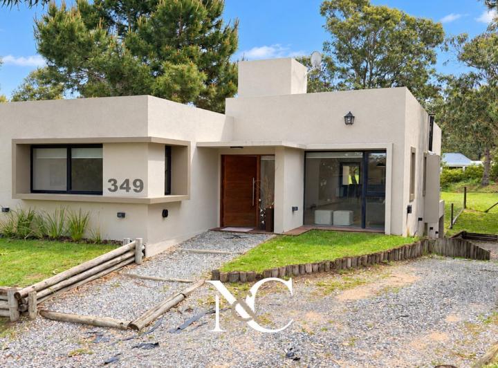 Casa · 129m² · 4 Ambientes · 1 Cochera