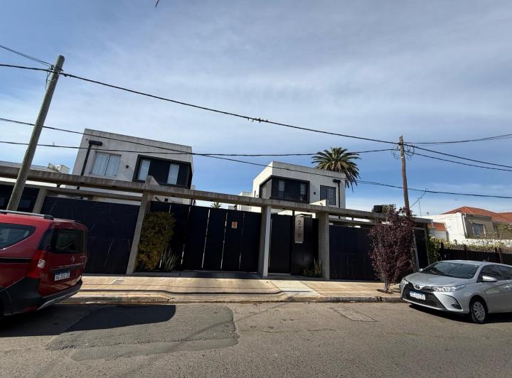 Departamento · 90m² · 4 Ambientes · 1 Cochera
