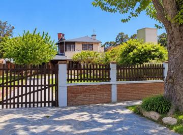 Casa · 113m² · 2 Dormitorios · 1 Cochera · Chalet 3 Ambientes en Venta en Atlántida, Mar Chiquita – Apto Crédito