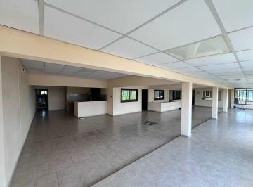 Casa · 900m² · 14 Ambientes · 1 Cochera · Gran Propiedad en Venta, Esquina. Ctes