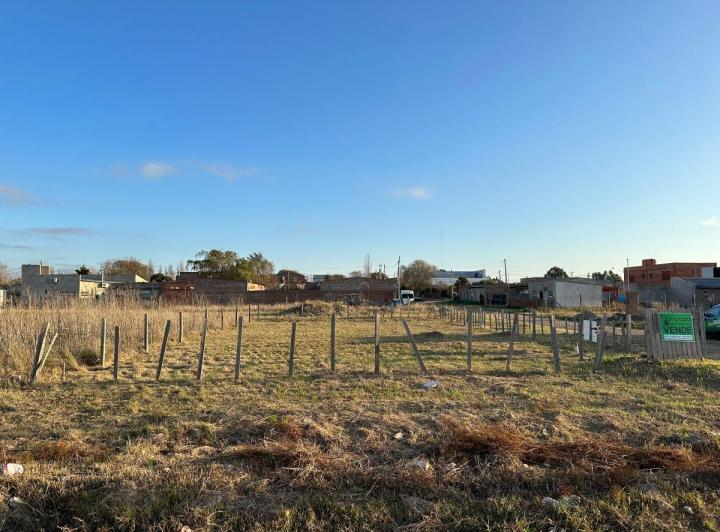 Terreno · 328m²