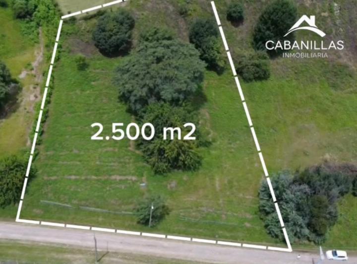 Terreno · 2500m²