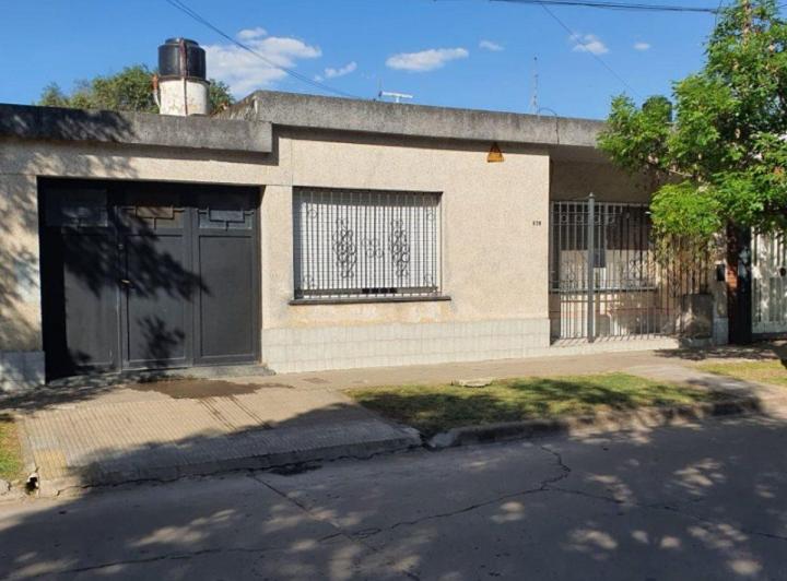 Casa · 150ha · 3 Ambientes · 1 Cochera