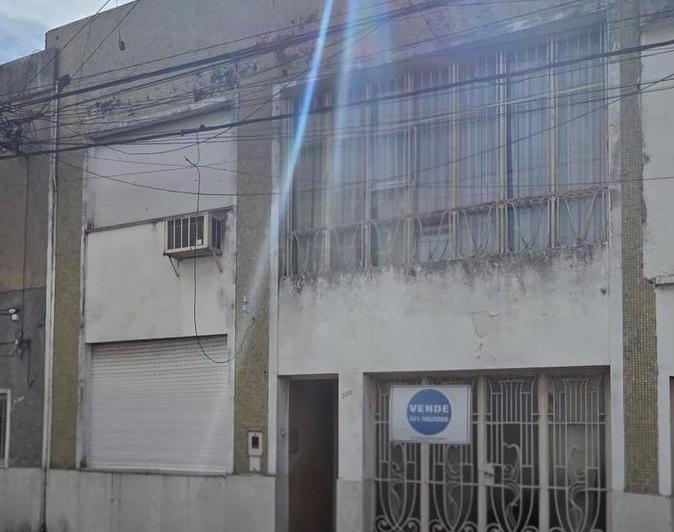 Casa · 312m² · 10 Ambientes · 2 Cocheras