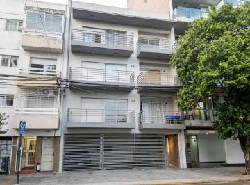 Departamento · 34m² · 1 Ambiente · Alquiler Monoambiente. Terraza y Parrillero Exclusivo.