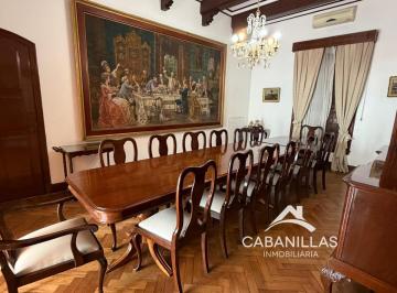 Casa · 464m² · 14 Ambientes · Casa en Zona Centro