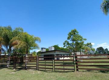 Quinta vacacional de 3 ambientes, San José del Rincón · Casa Quinta de 2 Dorm. con Pileta – Zona Sat / Camping Adoratrices (Ruta 1 Km 10,5)