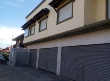 PH · 100m² · 3 Ambientes · 1 Cochera · PH en Venta - Zona Faro