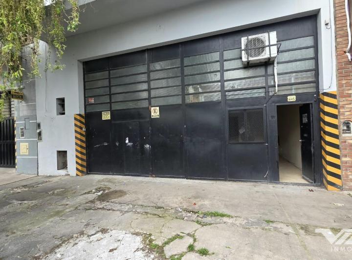 Bodega-Galpón · 245m²