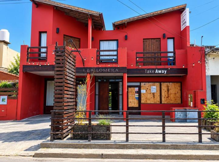 Local comercial · 364m² · 4 Dormitorios