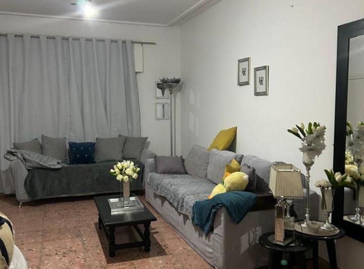 Casa · 160m² · 5 Ambientes · 1 Cochera