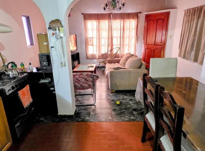 Casa · 77m² · 3 Ambientes · 2 Cocheras