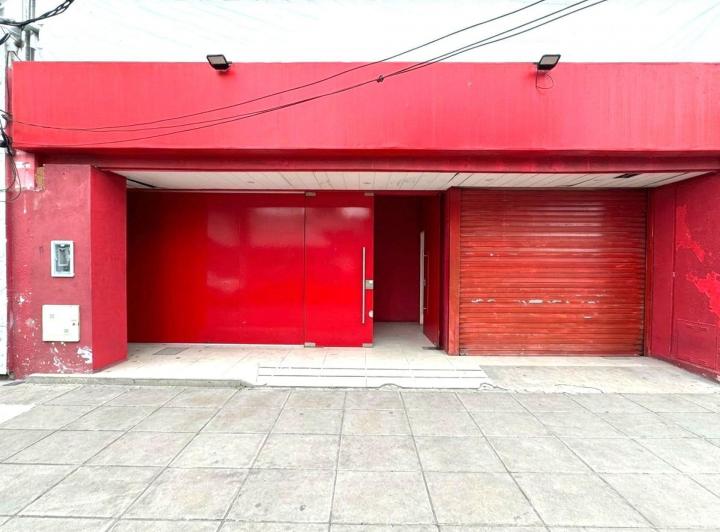 Local comercial · 375m² · 1 Cochera