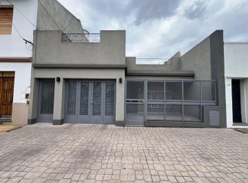 Casa · 100m² · 3 Ambientes · Casa 3 Ambientes Venta Ramos Mejia