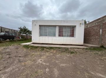 Casa · 85m² · 4 Ambientes · Casa Bº Privado del Paso II, Santa Lucia