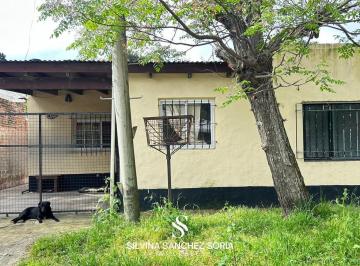 Casa · 74m² · 4 Ambientes · 1 Cochera · Oportunidad Casa en Venta 4 Ambientes en El Centro de Los Cardales