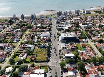 Terreno · 374m² · Venta Lote Parque Luro. Oportunidad