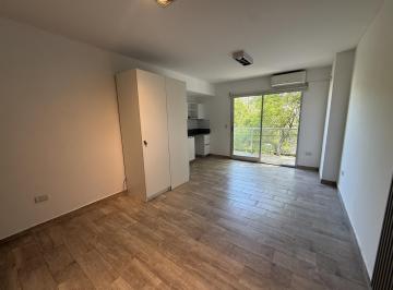 Departamento · 27m² · 1 Ambiente · Alquiler Departamento Monoambiente con Balcón en Coghlan