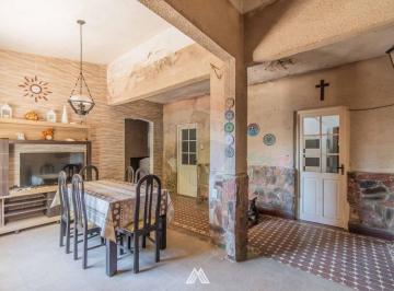 Casa · 88m² · 4 Ambientes · 1 Cochera · Venta Casa 3 Dorm. Cochera en Parque Batlle