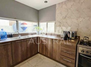 PH · 140m² · 4 Ambientes · PH en Rada Tilly de 2 Dorm., Quincho y Patio