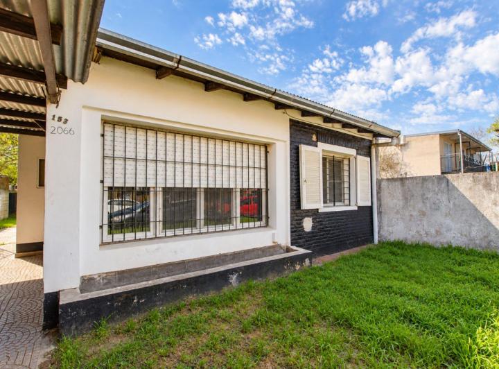 Casa · 104m² · 3 Ambientes · 2 Cocheras