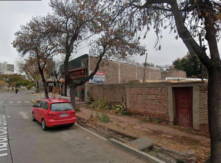 Terreno · 1038m²