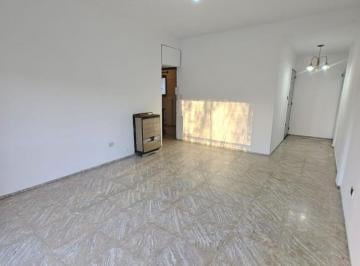 Departamento · 70m² · 3 Ambientes · Departamento 2 Dorm. en Alquiler | Pleno Centro de Neuquen