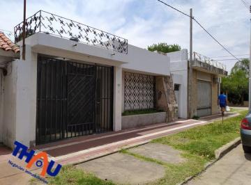 Casa · 91m² · 3 Ambientes · 1 Cochera · Casa - San Lorenzo