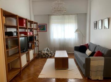 Departamento · 70m² · 3 Ambientes · Depto de 3 Amb con Balcón Al Frente/ Muy Luminoso/ Vista Abierta/ San Telmo