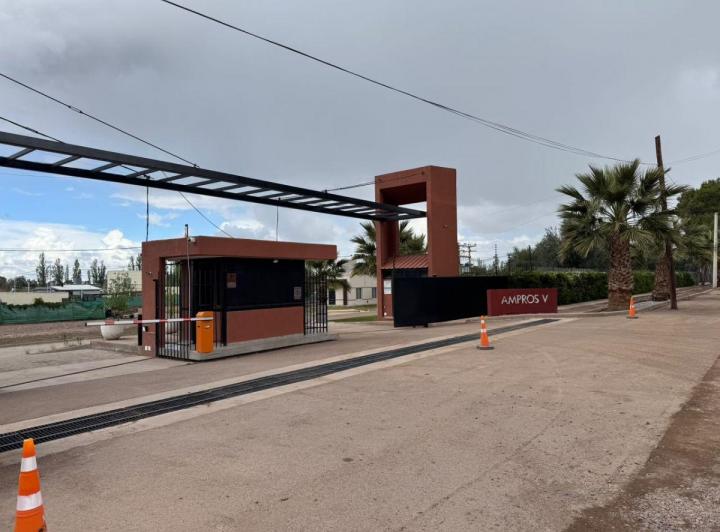 Terreno · 300m²