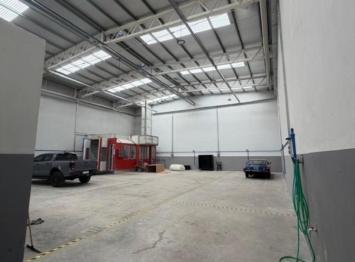 Depósito · 400m²