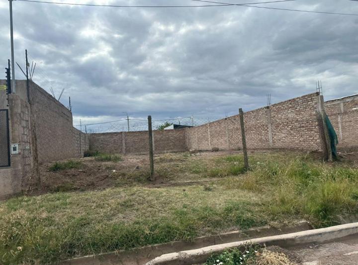 Terreno · 280m²