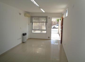 Foto · Barrio Alto Verde - Excelente Casa de 1 Dormitorio, Amplia con Cochera Cubierta y Patio con Asador