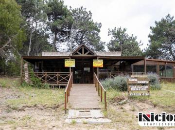 Local comercial , Nueva Atlantis · Hermoso Local en Alquiler - Ac64