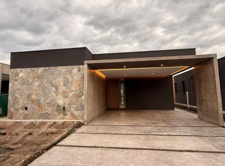 Casa · 364m²