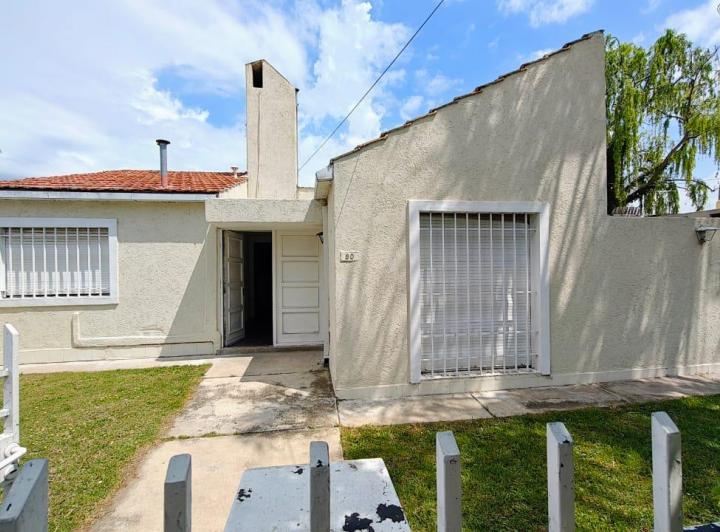 Casa · 110m² · 4 Ambientes · 1 Cochera