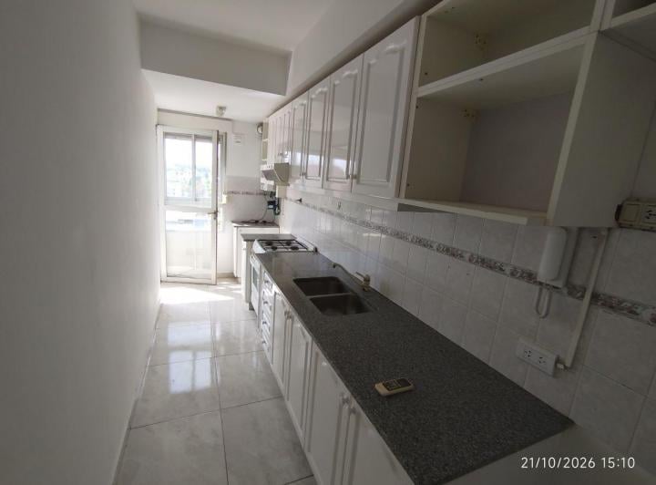 Departamento · 78m² · 4 Ambientes · 1 Cochera