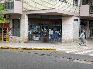 Local comercial de 1 ambiente, Flores · Local de 35 m² en Alquiler en Flores
