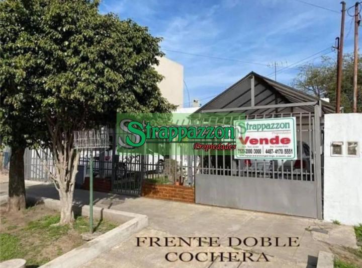 Casa · 130m² · 5 Ambientes · 2 Cocheras