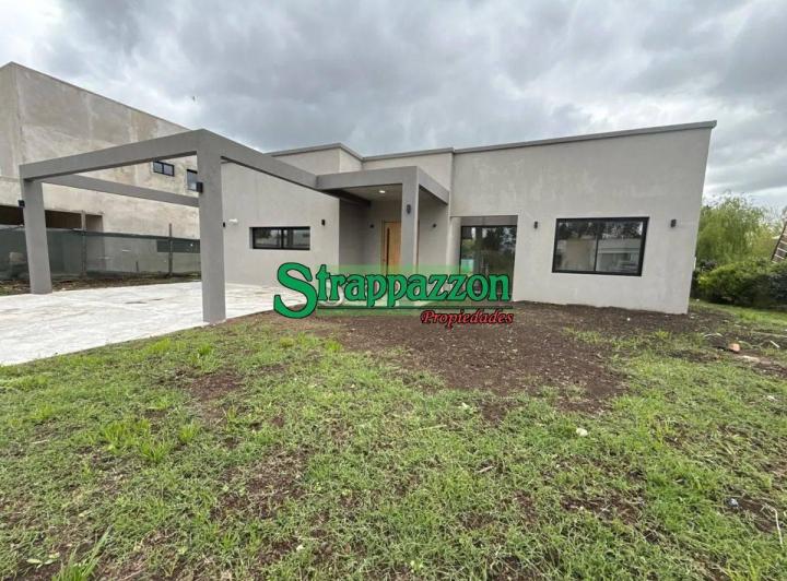 Casa · 120m² · 4 Ambientes · 4 Cocheras