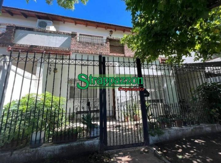 Casa · 140m² · 5 Ambientes · 1 Cochera