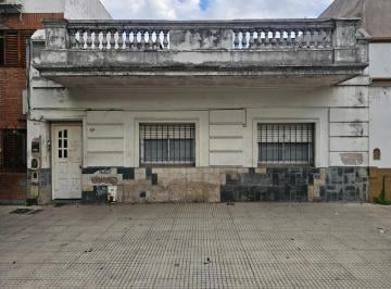 PH · 60m² · 4 Ambientes · Hermoso PH Al Frente 4 Ambientes, Patio y Terraza