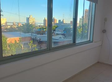 Departamento de 3 ambientes, Posadas · Edificio Haddad, Esq. Bolívar y Rivadavia. Departamento Reciclado a Estrenar.